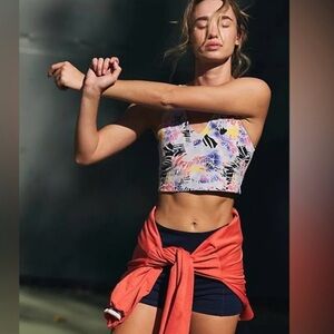 Free people movement NWT crop top bra top v neck small